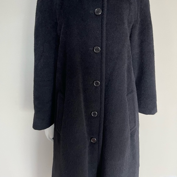 Hilary Radley Vintage Long Black Front Pockets Llama Winter Coat Jacket Size 10 - Picture 4 of 15